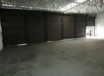 Comercial · 211m² · 20 Vagas · Galpão Comercial à Venda em Santo André (Centro) – 211 m², 20 Vagas