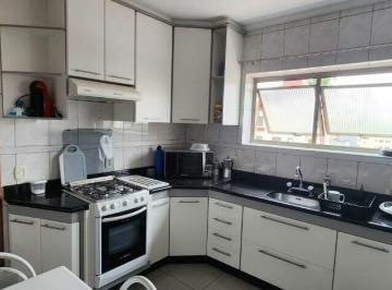 Casa · 168m² · 2 Quartos · 4 Vagas · Casa à venda em Vila Scarpelli, Santo André — 2 quartos, 4 vagas, financiamento