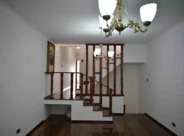 Casa · 198m² · 3 Quartos · 3 Vagas · Sobrado Residencial com 3 Quartos em Vila Tibiriçá, Santo André – 198 m²