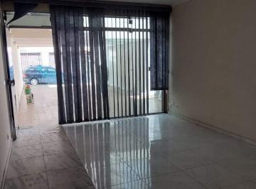 Casa · 283m² · 3 Quartos · 6 Vagas · Sobrado Residencial com 3 suítes, 6 vagas e 283 m² em Vila Eldízía – Financiamento permitido