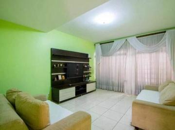 Casa · 226m² · 3 Quartos · 3 Vagas · Sobrado frontal em Vila Pires, Santo André – 226 m² de área útil, 3 quartos (1 suíte) e 3 vagas