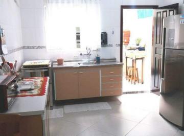 Casa · 162m² · 3 Quartos · 2 Vagas · Sobrado à venda em Cidade São Jorge, Santo André – 3 quartos, 2 vagas, 162 m²