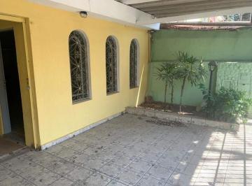 Casa · 300m² · 3 Quartos · 2 Vagas · Casa residencial com 3 quartos, quintal e churrasqueira | Santo André, Vila Santa Teresa