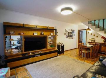 Casa · 295m² · 3 Quartos · 4 Vagas · Sobrado Residencial em Santo André (Vila Alzira) – 3 Quartos, 4 Vagas e Financiamento