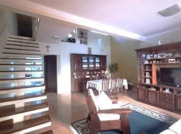 Casa · 240m² · 3 Quartos · 4 Vagas · Sobrado Residencial com 3 Quartos (2 S...). Vila Humaitá, Santo André – Financia e Aceita Permuta