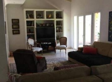Casa · 430m² · 3 Quartos · 4 Vagas · Sobrado Residencial de 3 suítes com 4 vagas em Vila Assunção, Santo André – Financiamento Sim