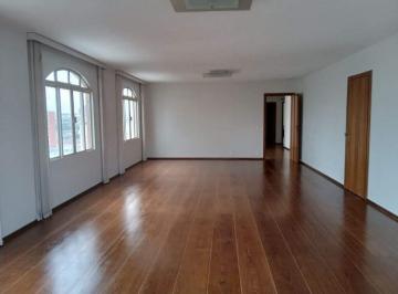 Apartamento · 250m² · 4 Quartos · 3 Vagas · Apartamento à venda no Centro de Santo André - 4 quartos, 3 vagas, frente