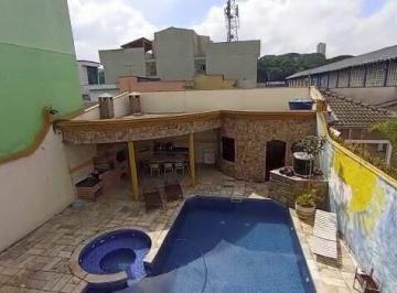 Casa · 600m² · 4 Quartos · 8 Vagas · Sobrado, 600 m² - venda por R$ 3.299.999,99 ou aluguel por R$ 10.143,20/mês - Vila Pires - Santo And
