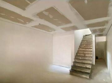Casa · 109m² · 3 Quartos · 2 Vagas · Sobrado à venda em Vila América, Santo André – 3 dormitórios, 1 suíte, 2 vagas
