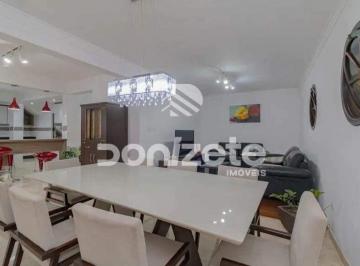 Casa · 271m² · 3 Quartos · 4 Vagas · Sobrado Residencial com 4 Vagas em Parque Novo Oratório – Financiável