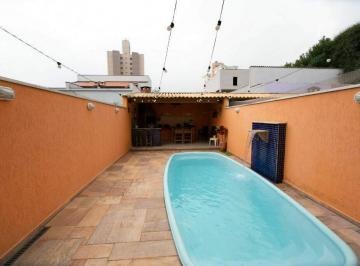 Casa · 233m² · 3 Quartos · 5 Vagas · Sobrado Residencial com 3 suítes, 5 vagas e piscina na Vila Floresta, Santo André – Financiável