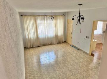 Casa · 135m² · 3 Quartos · 6 Vagas · Sobrado Comercial em Santo André (Campestre) – 3 Quartos, 6 Vagas, Financia