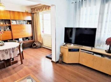 Casa · 248m² · 5 Quartos · 4 Vagas · Sobrado Residencial de 5 Quartos com 3 Suítes em Vila Valparaíso, Santo André