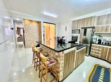 Casa · 220m² · 3 Quartos · 3 Vagas · Sobrado Residencial com 3 Dormitórios, 220 m² em Santo André (Vila Amábile Pezzolo) – Aceita Permuta