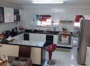 Casa · 233m² · 4 Quartos · 4 Vagas · Sobrado Residencial 4 Quartos com 4 Vagas | Vila Eldízia, Santo André