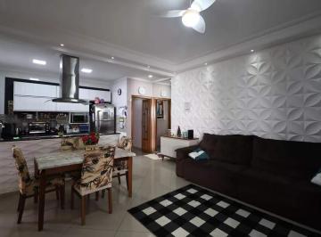 Casa · 139m² · 3 Quartos · 5 Vagas · Casa à venda em Vila Metalúrgica, Santo André – 3 dorms, 2 suítes, 5 vagas | Financia