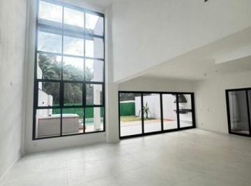 Casa · 341m² · 4 Quartos · 4 Vagas · Casa à venda em Balneário Palmira, Ribeirão Pires – 4 suítes, 4 vagas, piscina
