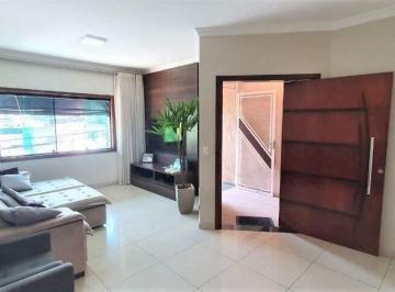 Casa · 174m² · 3 Quartos · 3 Vagas · Sobrado à venda em Santo André (Vila Apiaí) – 3 dorms, 1 suíte, 3 vagas