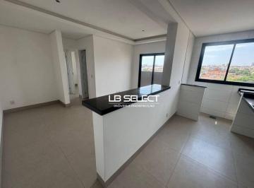 a8442702a889902dc92c7a6016a6422859be9911 · Apartamento no bairro Santa Mõnica com dois quartos, sendo uma suíte e sala com sacada.