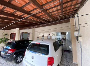 ad78833b1e9f97845f3bbaa5a08313f31ded712e · Casa com 3 dormitórios à venda, 202 m² por R$ 500.000,00 - Marta Helena - Uberlândia/MG