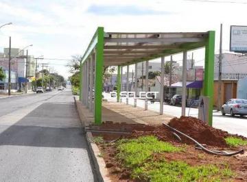 b1d05906ea8fcb1319bd224294f2481e30373a8f · Terreno com 375 metros quadrados em excelente localização dentro do bairro.