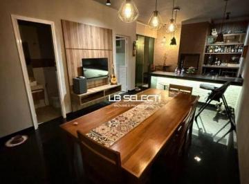 f4da56ca0fd62213d77a20f729db3e568ef220e1 · Casas no bairro Alto Umuarama com três quartos, uma suíte e área gourmet.