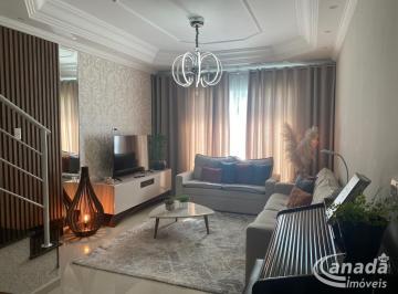 Casa · 240m² · 3 Quartos · 5 Vagas · Sobrado A Venda No Bela Vista de 3 Quartos