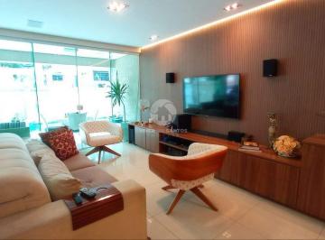 Casa · 300m² · 3 Quartos · 3 Vagas · Sobrado Residencial Alto Padrão com 3 suítes, área de lazer à venda em Gonzaga, Santos – Financiamen