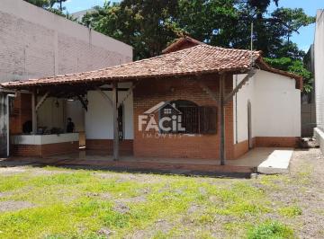 Casa · 200m² · 4 Quartos · 4 Vagas · Casa em Praia da Costa  -  Vila Velha