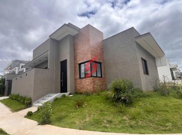 Casa · 115m² · 3 Quartos · 4 Vagas · Casa à Venda – Residencial Terras de São Francisco