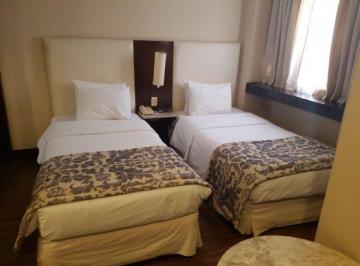 Apartamento · 28m² · 1 Vaga · FLAT A VENDA COM RENDIMENTO!