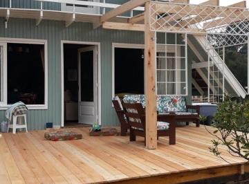 Casa · 360m² · 2 Quartos · Cabana na barragem do Salto!!