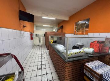 Foto 01 · Casa Comercial à Venda em Embu das Artes-SP: 3 Quartos, 3 Salas, 5 Banheiros, 2 Vagas de Garagem - 3