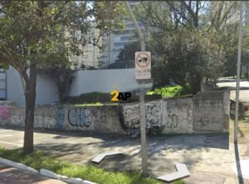 Foto 01 · Terreno Comercial de 2326m² à Venda no Campo Belo em São Paulo-SP