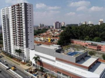 Foto 01 · Imperdível: Apartamento à venda na Vila Dom Pedro I, São Paulo-SP! 1 quarto, 1 suíte, 1 vaga, 45m². 