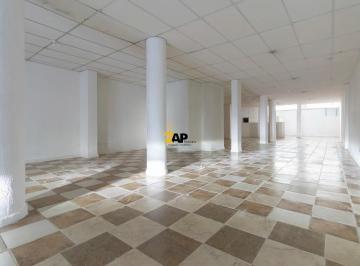Comercial · 310m² · Ponto comercial para locação na Bela Vista, São Paulo-SP! 310m² e 2 banheiros. Venha conferir!