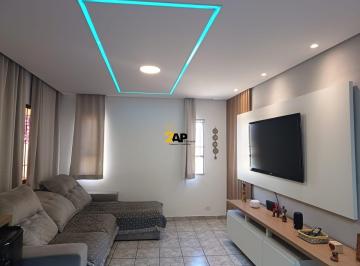 Foto 02 · Imperdível oportunidade: Casa à venda em São Paulo-SP, Jardim Catanduva. 3 quartos, 1 suíte, 1 sala,