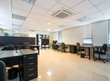Comercial · 700m² · 3 Vagas · Prédio Comercial para aluguel no Brooklin - 12 banheiros, 3 vagas de garagem, 700m² de área - São Pa