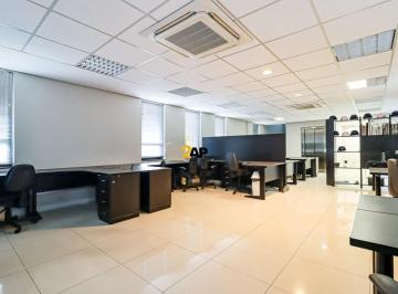 Comercial · 700m² · 3 Vagas · Prédio Comercial para aluguel no Brooklin - 12 banheiros, 3 vagas de garagem, 70