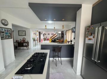 cozinha · Luxuosa residência de 5 quartos e 3 suítes no Balneário Mar Paulista, São Paulo - SP: 4 salas, 6 vag