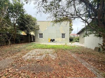 Comercial · 704m² · 8 Vagas · Casa comercial para venda, Bairro Veleiros: 2 quartos, 3 banheiros, 8 vagas de garagem, 143,00 m² de