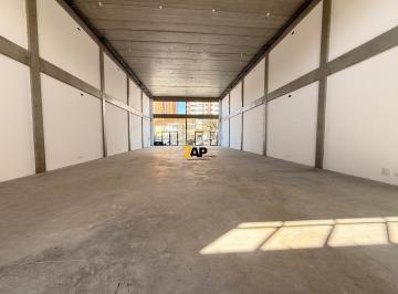 Comercial · 383m² · 4 Vagas · Loja comercial para aluguel no Campo Belo, São Paulo-SP, com 4 vagas de garagem e 383m² de área.