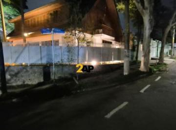 Foto 06 · Casa exclusiva à venda em São Paulo-SP: Casa com 5 quartos, 1 suíte e 3 salas no Morumbi, 350m², 3 v