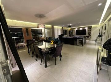 Apartamento · 235m² · 3 Quartos · 4 Vagas · Apartamento de Luxo na Vila Nova Conceição: 3 Quartos, 3 Suítes, 4 Banheiros, 4 Vagas - São Paulo-SP