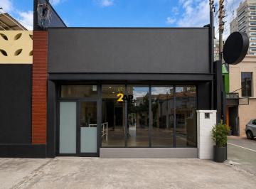 Comercial · 240m² · Ponto comercial para locação na Vila Nova Conceição, São Paulo-SP: 240m² e 3 banheiros!