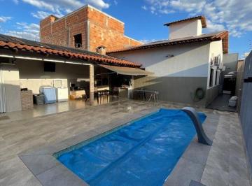 Casa · 127m² · 3 Quartos · 4 Vagas · Casa com 3 quartos à venda bairro Jardim Patrícia - Uberlândia/MG