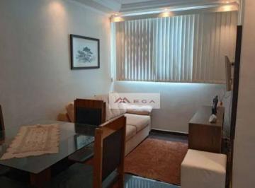 8f95e5599d6c1e61440621ffa33603e0599af401 · Apartamento com 2 quartos