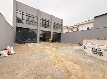 Comercial · 700m² · 18 Vagas · Galpão Comercial para locação em Santo Amaro, Alto da Boa Vista: 4 banheiros, 18 vagas de garagem e