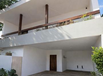 Casa · 296m² · 4 Quartos · 3 Vagas · 
                                Casa à venda no Jardim das Paineiras – 296 m² de área construída em