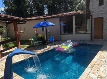 Casa · 200m² · 5 Quartos · 4 Vagas · Casa de Condomínio com 5 quartos em Guaratuba perto da praia